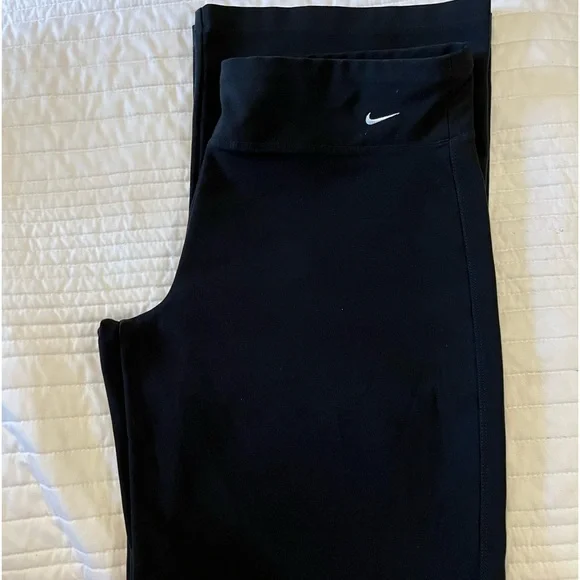 NIKE EUC DRI-FIT LEGGINGS - Picture 7 of 10